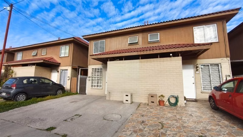 Casa en venta de 3 dorm. en Puente Alto