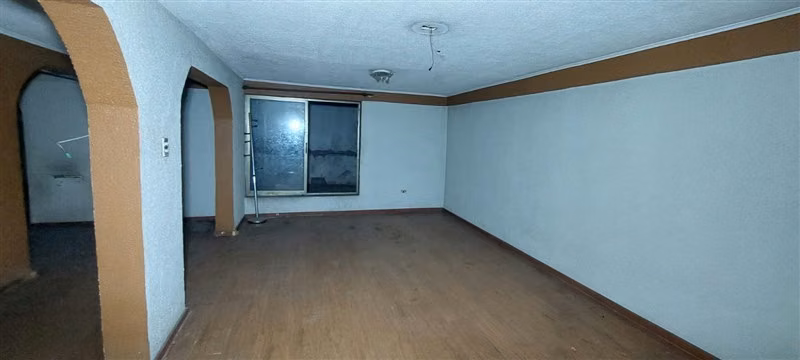 Casa en venta de 7 dorm. en Renca