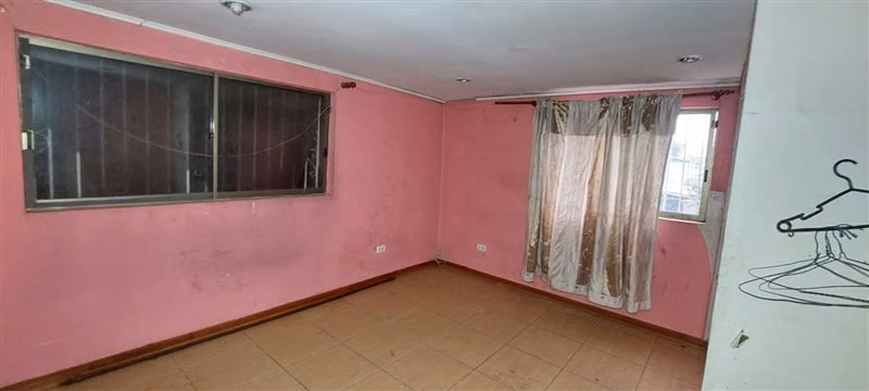 Casa en venta de 7 dorm. en Renca