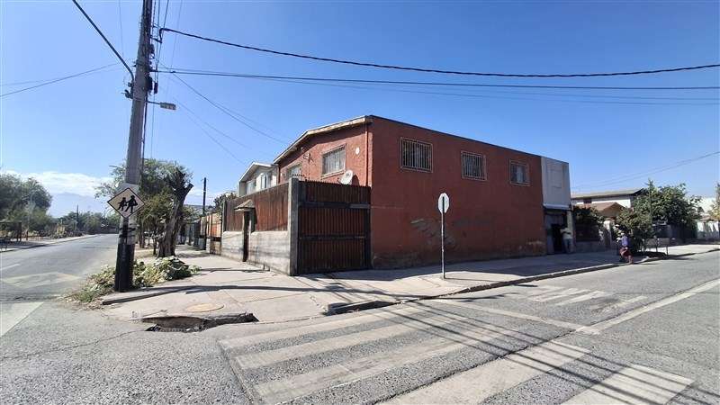 Casa en venta de 7 dorm. en Renca