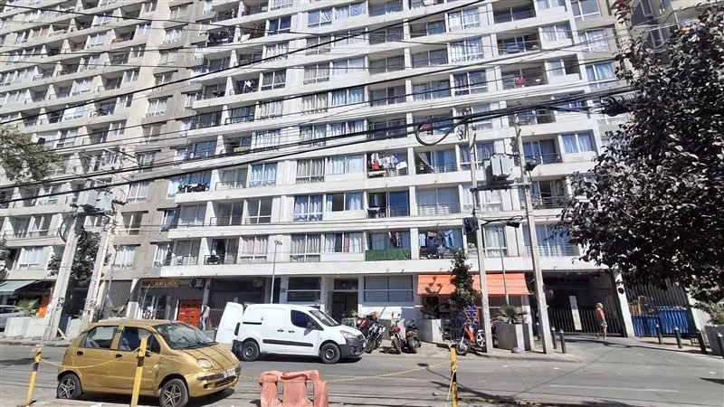 Departamento en venta de 2 dorm. en Estación Central