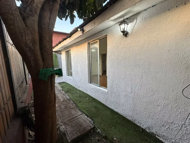 Casa en venta de 4 dorm. en Conchalí