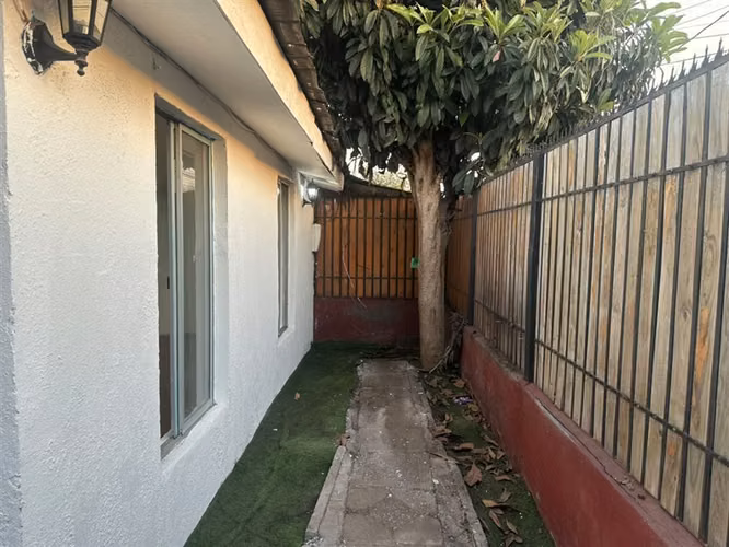 Casa en venta de 4 dorm. en Conchalí
