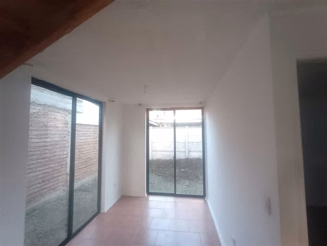 Casa en venta de 3 dorm. en Linares