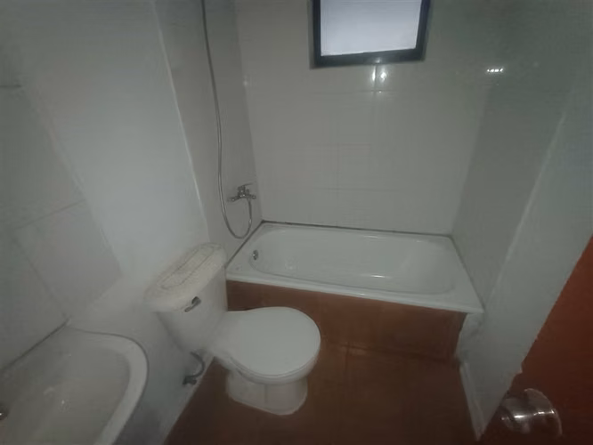 Casa en venta de 2 dorm. en Linares