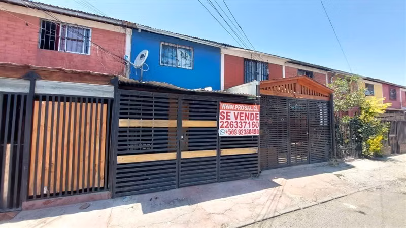 Casa en venta de 2 dorm. en Puente Alto