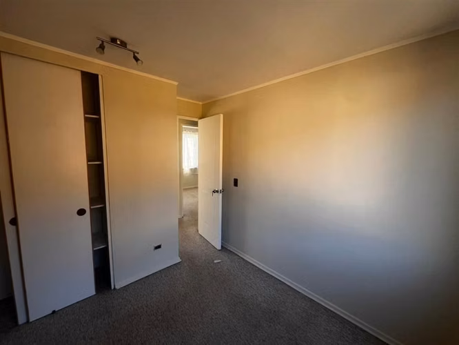 Casa en venta de 4 dorm. en Pudahuel