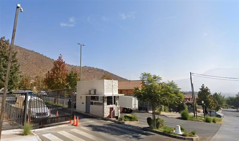 Casa en venta de 4 dorm. en Pudahuel