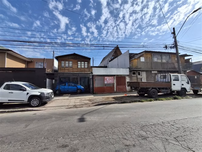 Casa en venta de 3 dorm. en San Ramón