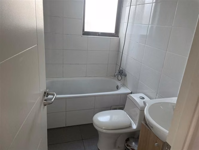 Casa en venta de 4 dorm. en Villa Alemana