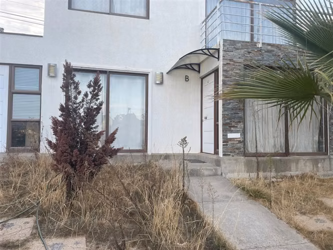 Casa en venta de 4 dorm. en Villa Alemana