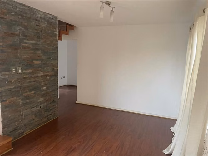 Casa en venta de 4 dorm. en Villa Alemana