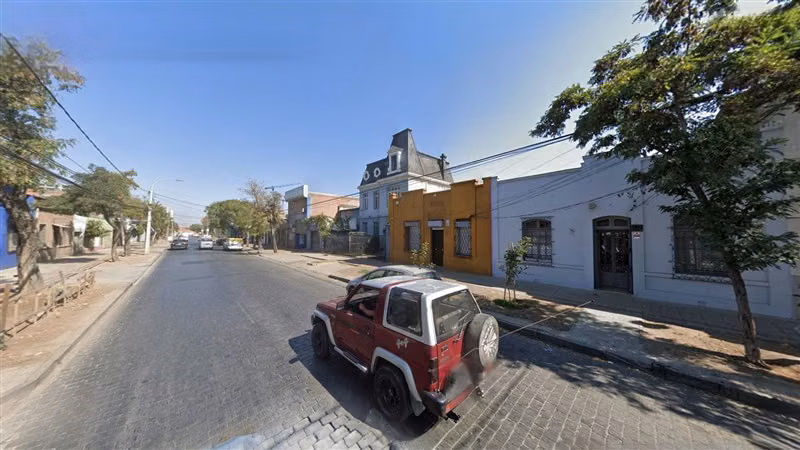 Casa en venta de 4 dorm. en Santiago
