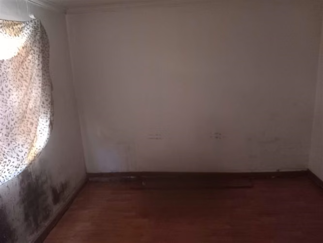 Casa en venta de 3 dorm. en Santiago