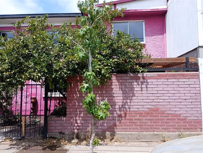 Casa en venta de 3 dorm. en Renca