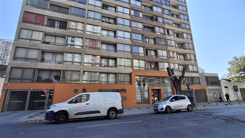 Departamento en venta de 2 dorm. en Estación Central - Imagen 2