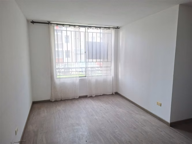 Departamento en venta de 3 dorm. en La Granja