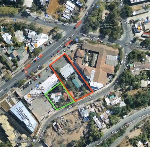 Local Comercial en Venta en Lo Barnechea, San Enrique