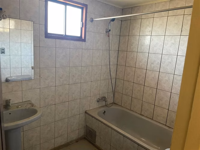 Casa en venta de 3 dorm. en Villa Alemana