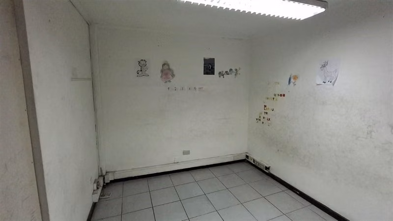 Oficina en arriendo en Recoleta