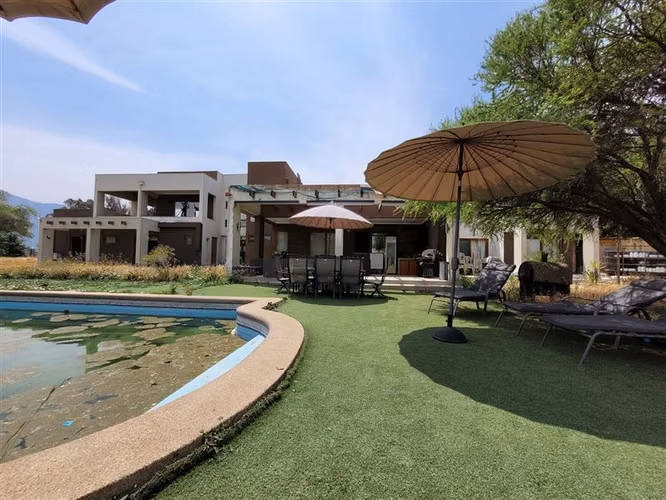 Casa en venta de 6 dorm. en Mostazal