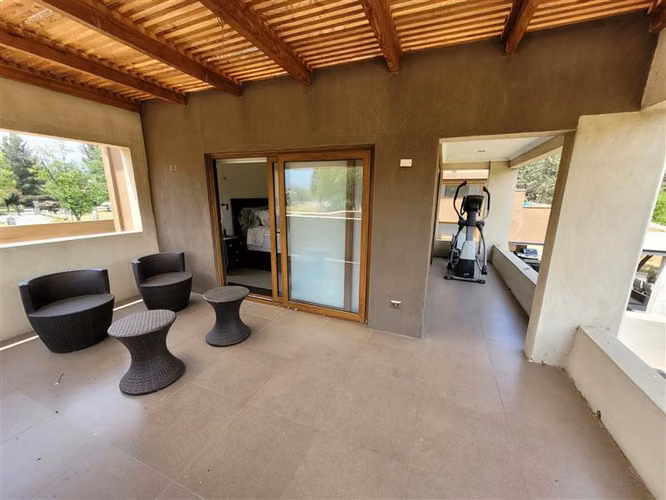 Casa en venta de 6 dorm. en Mostazal