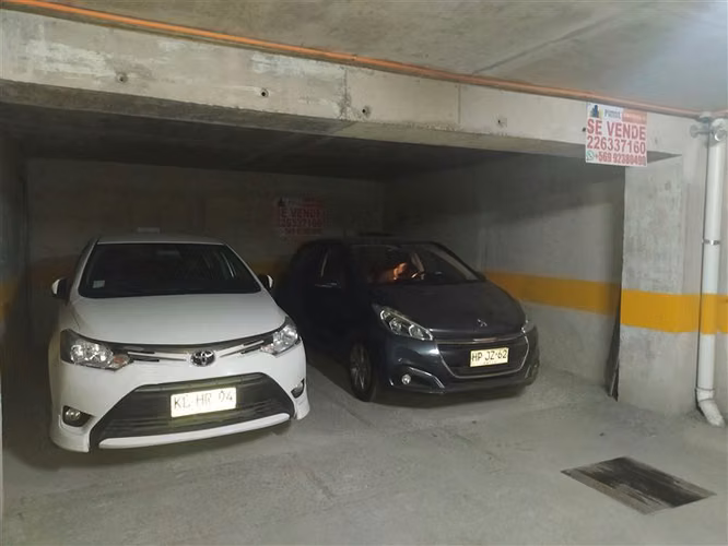 Estacionamiento en venta en Santiago