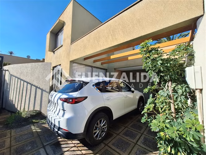 Casa en venta sector Altos de Manquecura, MMV