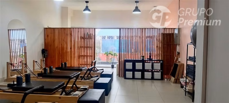 Excelente Local Comercial de Alto Potencial en La Florida