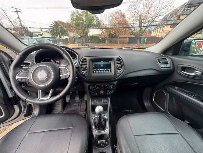 JEEP COMPASS SPORT 2.4 MEC 6 VEL FULL CARPLAY CAMARA SOLO 89.000 KM VER EN LAS CONDES 2019