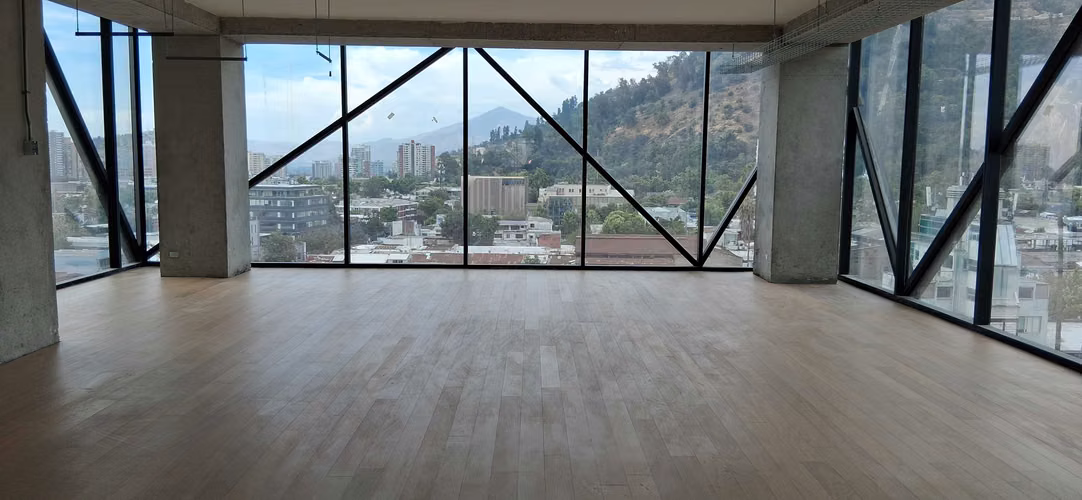 Oficina en edificio PITS Núcleo Bellavista. (176859)