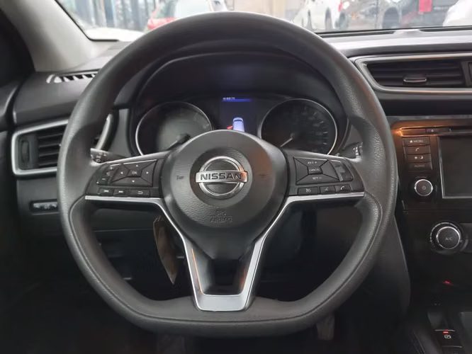 Nissan Qashqai 2.0 SENSE MULTIMEDIA 4X2 MT 5P 2021