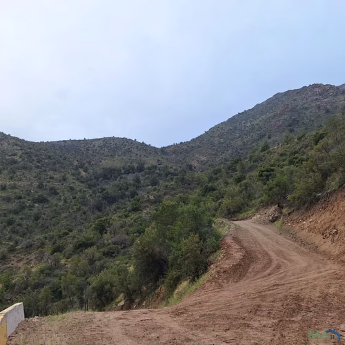 Terreno de 7 Hectáreas en Buyenar, San José de Maipo | Potencial Turístico y Residencial