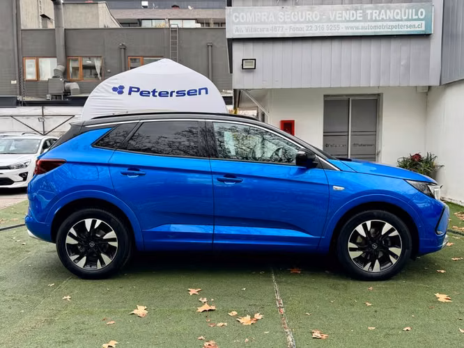 OPEL GRANDLAND X GRANDLAND ULTIMATE 1.2T AT8 - 2024 | 2785