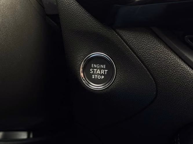 OPEL GRANDLAND X GRANDLAND ULTIMATE 1.2T AT8 - 2024 | 2785