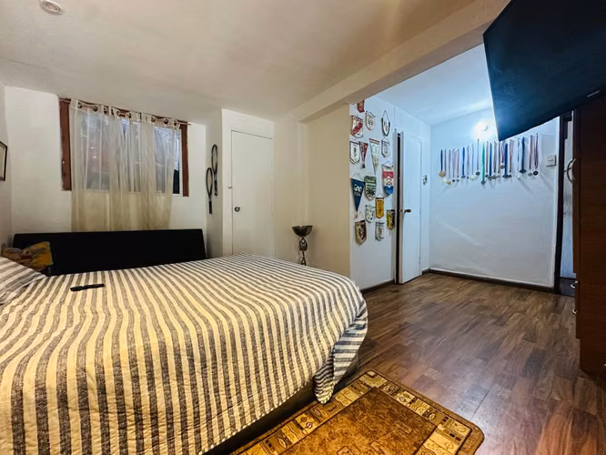 Casa 6D 4B con Piscina | 240 m² Construidos | 2 Estac. | Sector Los Dominicos – Las Condes - Imagen 21