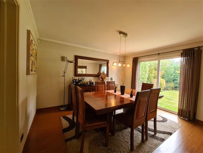 Casa en Arriendo en Colina