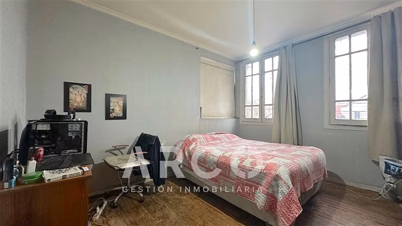 Casa en venta de 4 dorm. en Metro Monseñor Eyzaguirre. - Imagen 8