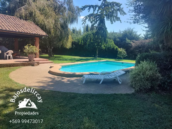 Hermosa casa en parcela de 5000 m2, Loteo La Reina, Talca