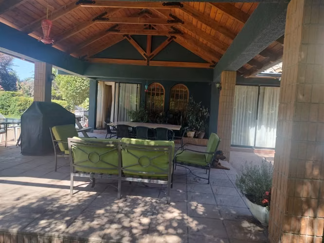 Se arrienda hermosa casa Loteo La Reina, Talca