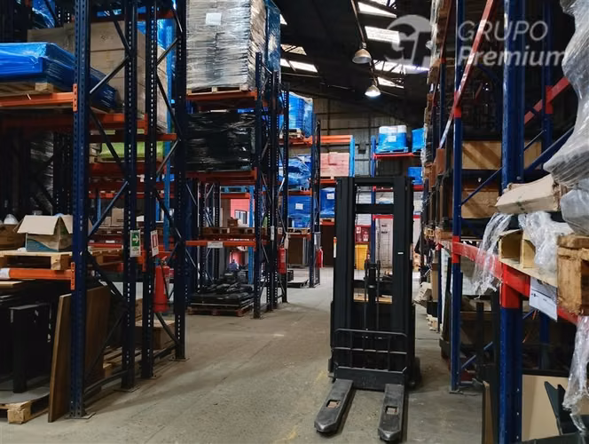 Bodega Industrial en Venta Alto estandar - La Reina