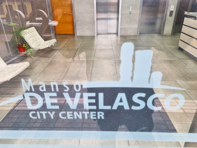 arriendo de oficina/consulta, edificio Manso de Velasco