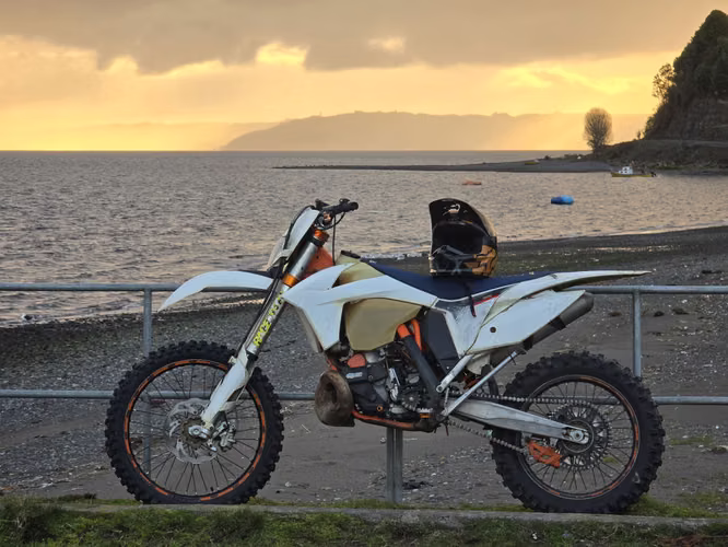 Ktm exc six day 300 2t
