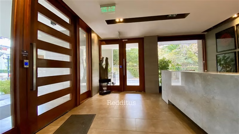 Departamento en venta de 4 dorm. en Providencia - Imagen 2