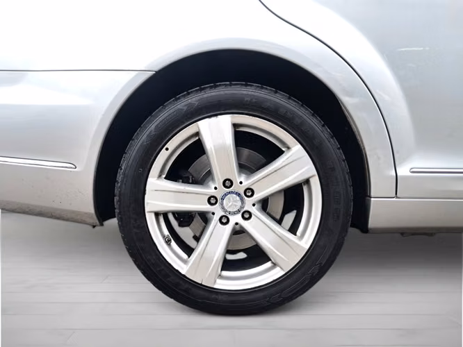 MERCEDES-BENZ S550 4MATIC 4.7 AUT 2013