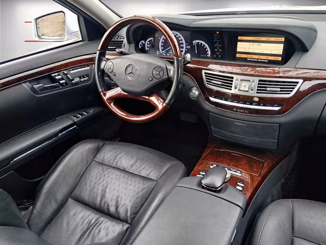 MERCEDES-BENZ S550 4MATIC 4.7 AUT 2013