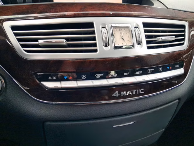 MERCEDES-BENZ S550 4MATIC 4.7 AUT 2013