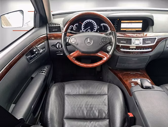 MERCEDES-BENZ S550 4MATIC 4.7 AUT 2013