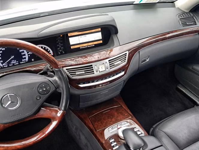MERCEDES-BENZ S550 4MATIC 4.7 AUT 2013