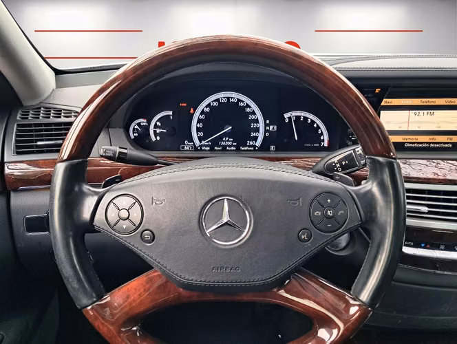 MERCEDES-BENZ S550 4MATIC 4.7 AUT 2013